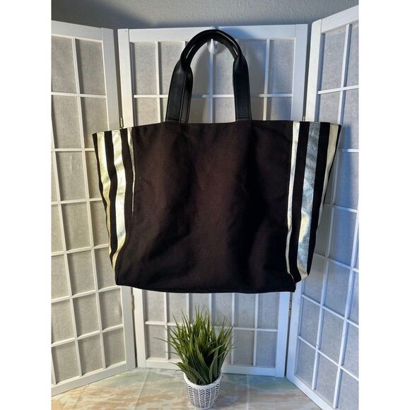 Victoria Secret Tote Bag - Picture 2 of 10